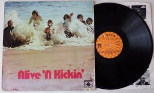 ALIVE 'N KICKIN' (Vinyl)