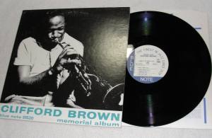 CLIFFORD BROWN Memorial Album (Vinyl)