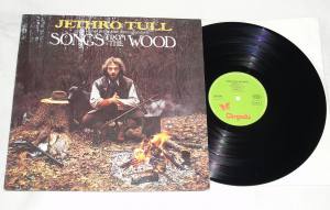 JETHRO TULL Songs From The Wood (Vinyl)