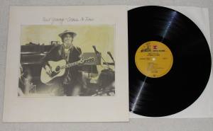 NEIL YOUNG Comes A Time (Vinyl)
