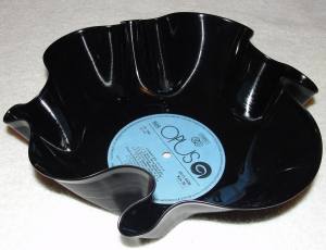 VINYLBOWL Unique Bowl Made of real Vinyl LP