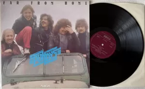 PUHDYS Far From Home (Vinyl)