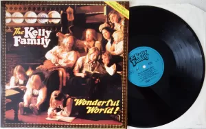 THE KELLY FAMILY Wonderful World (Vinyl Signiert)